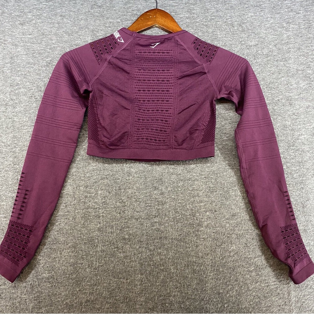 Gymshark XS Purple Crop Top Athletic Top Long Sleeve Stretch Woman's Size XSmall